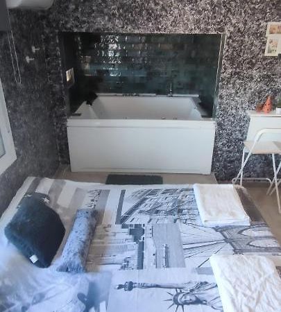 Latorre Jacuzzi Jerez Apartment Jerez de la Frontera Exterior foto